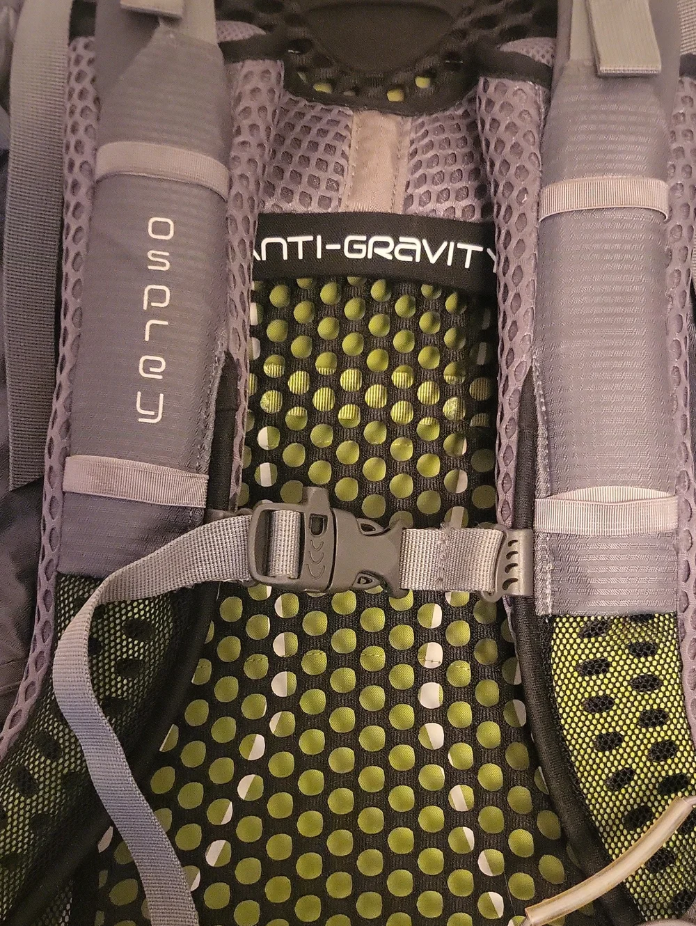 Osprey Atmos AG 65 Backpack